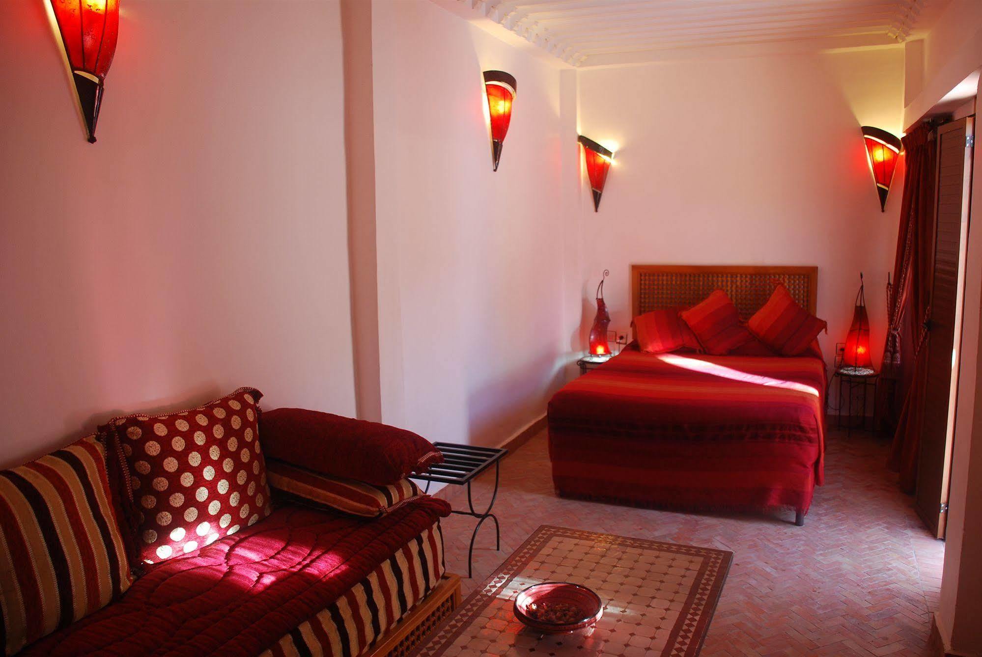 Riyad Al Atik Hotel Fes Exterior photo